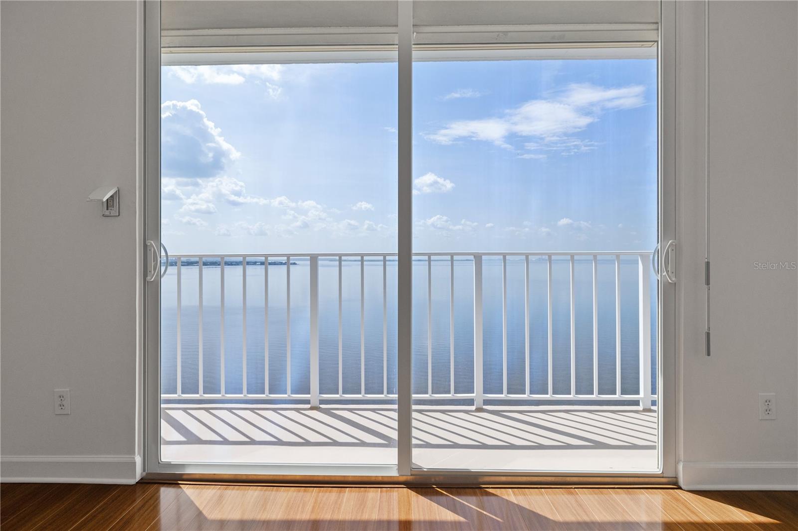 Image 16 of 31 For 2611 Bayshore Boulevard 1201