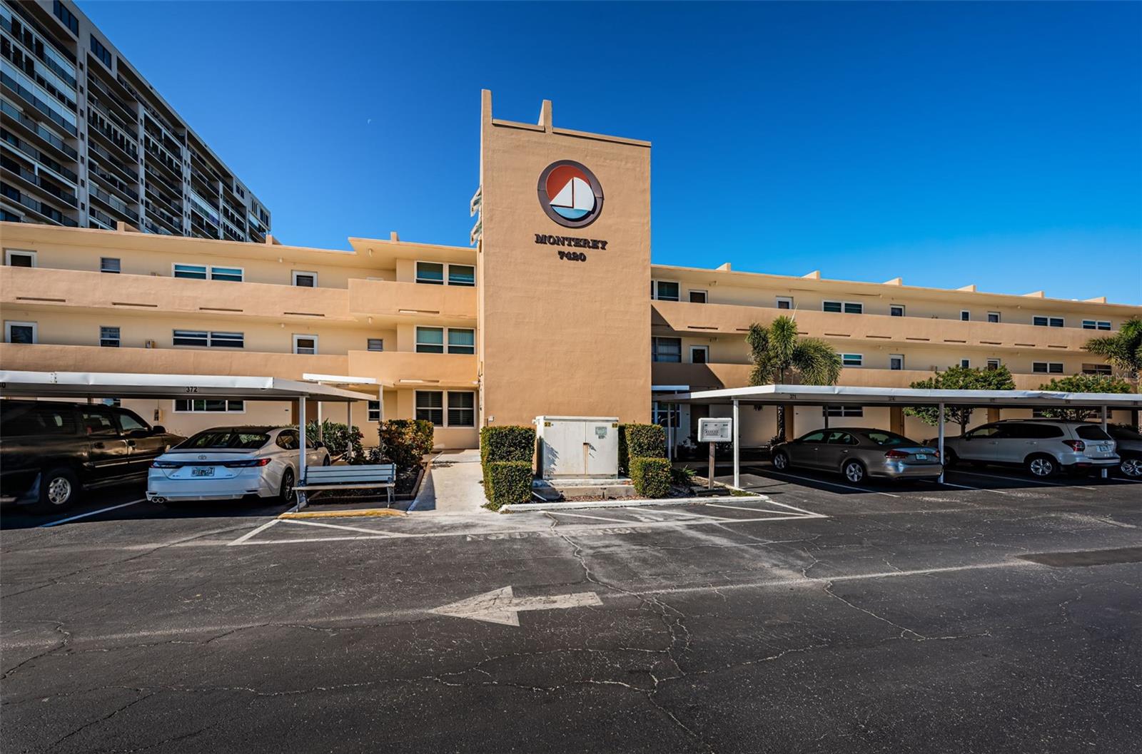 Image 2 of 90 For 7420 Bay Island Drive S 171