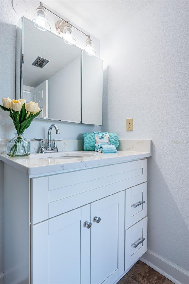 Image 22 of 90 For 7420 Bay Island Drive S 171