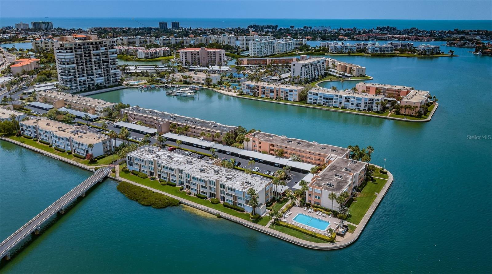 Image 44 of 90 For 7420 Bay Island Drive S 171