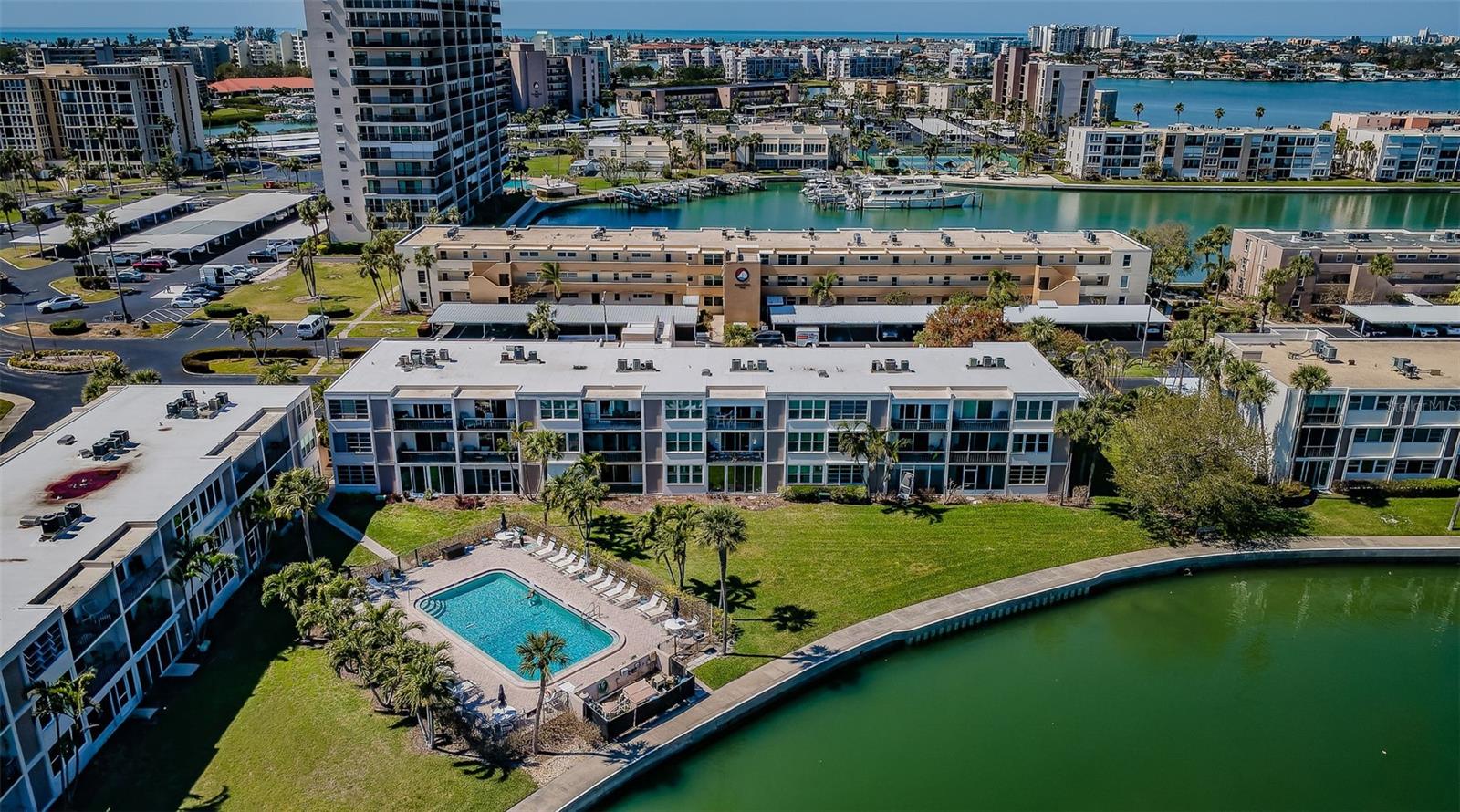 Image 49 of 90 For 7420 Bay Island Drive S 171