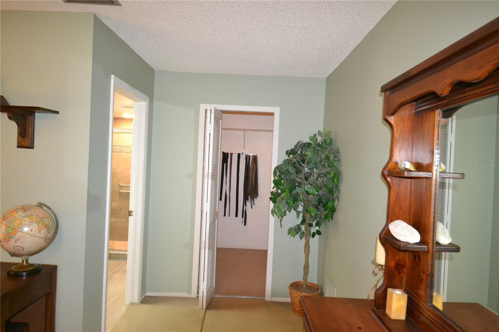 Image 14 of 47 For 3276 Buckhorn Drive