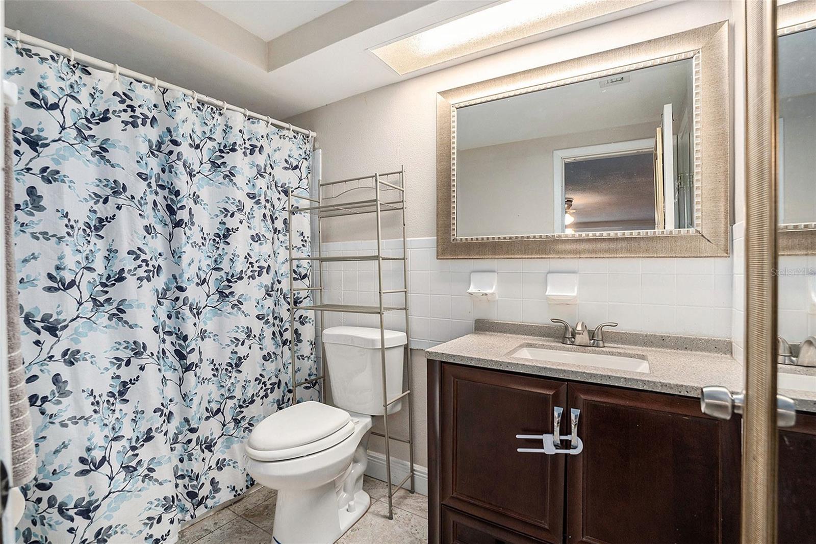 Image 22 of 28 For 6406 Pawling Avenue