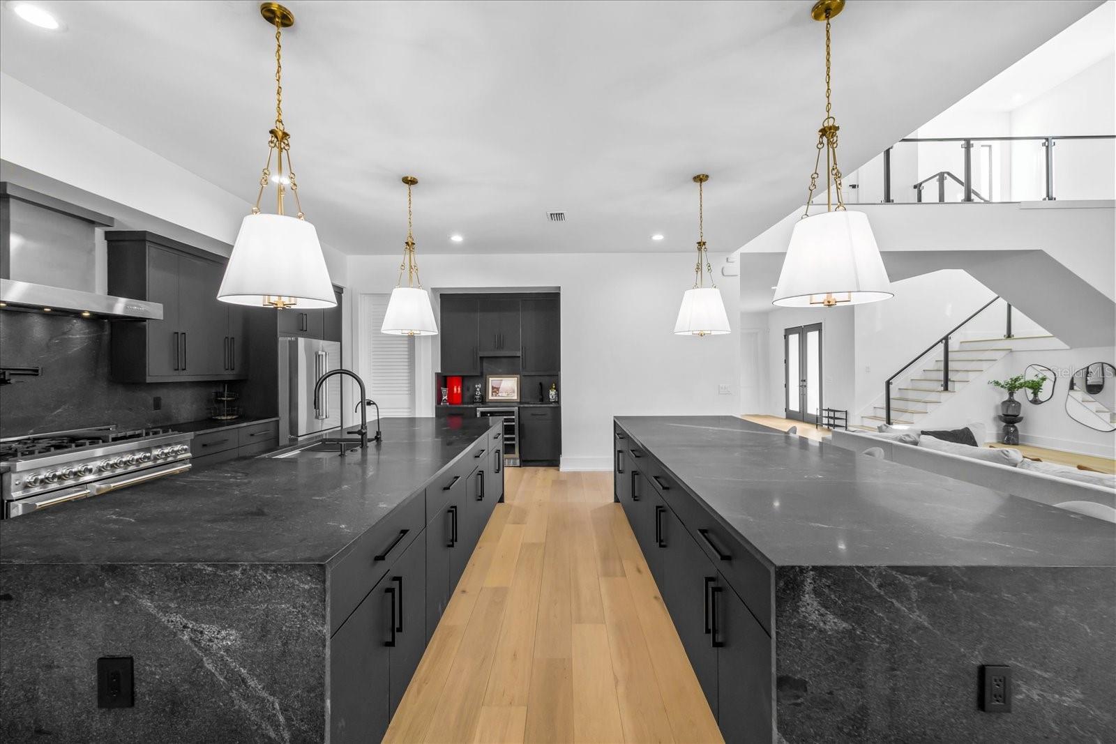 Image 12 of 73 For 4717 Estrella Street