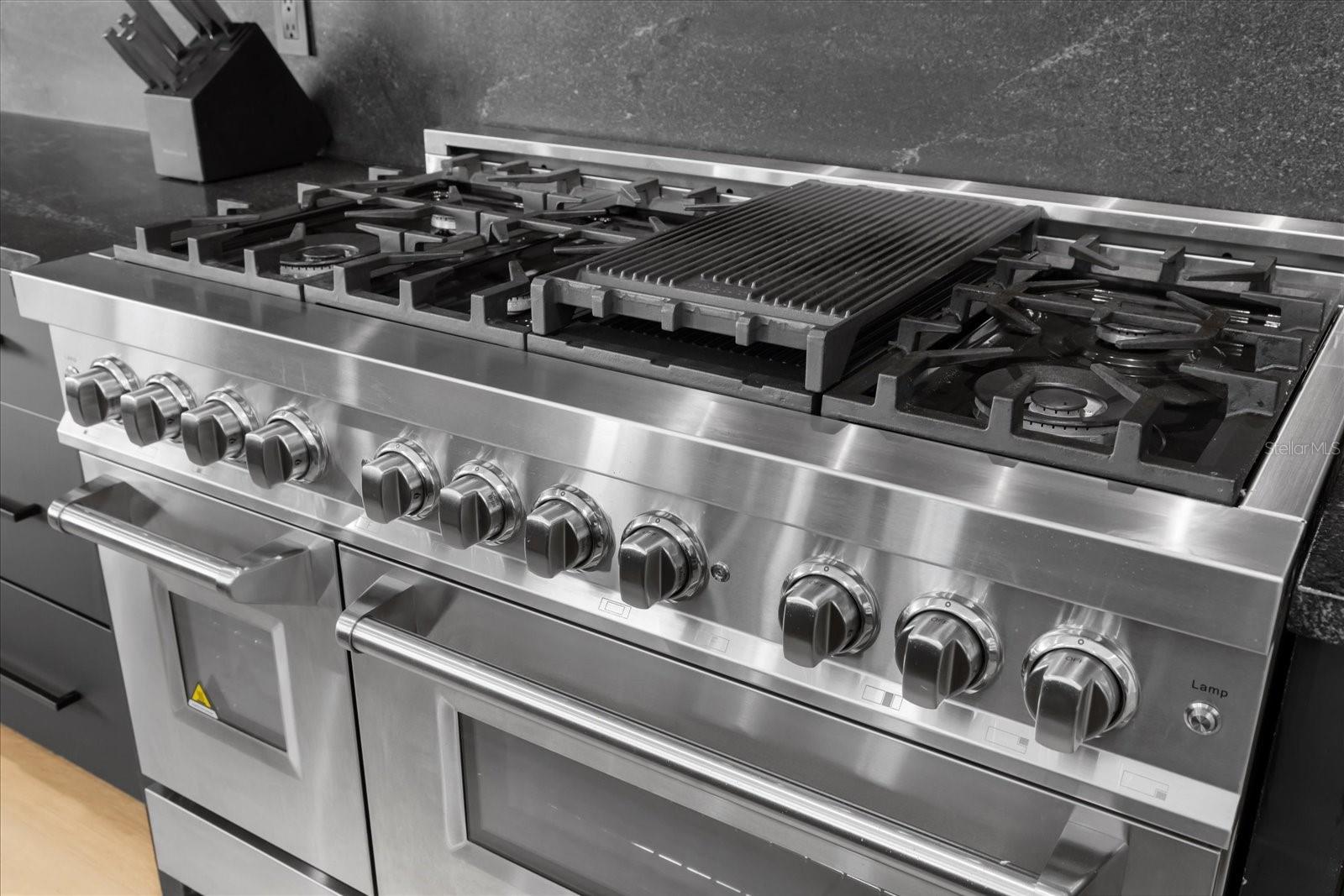 Image 16 of 73 For 4717 Estrella Street