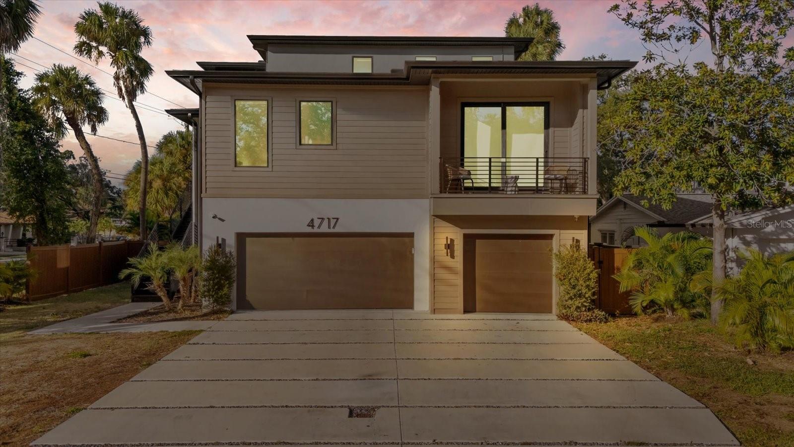 Image 3 of 73 For 4717 Estrella Street