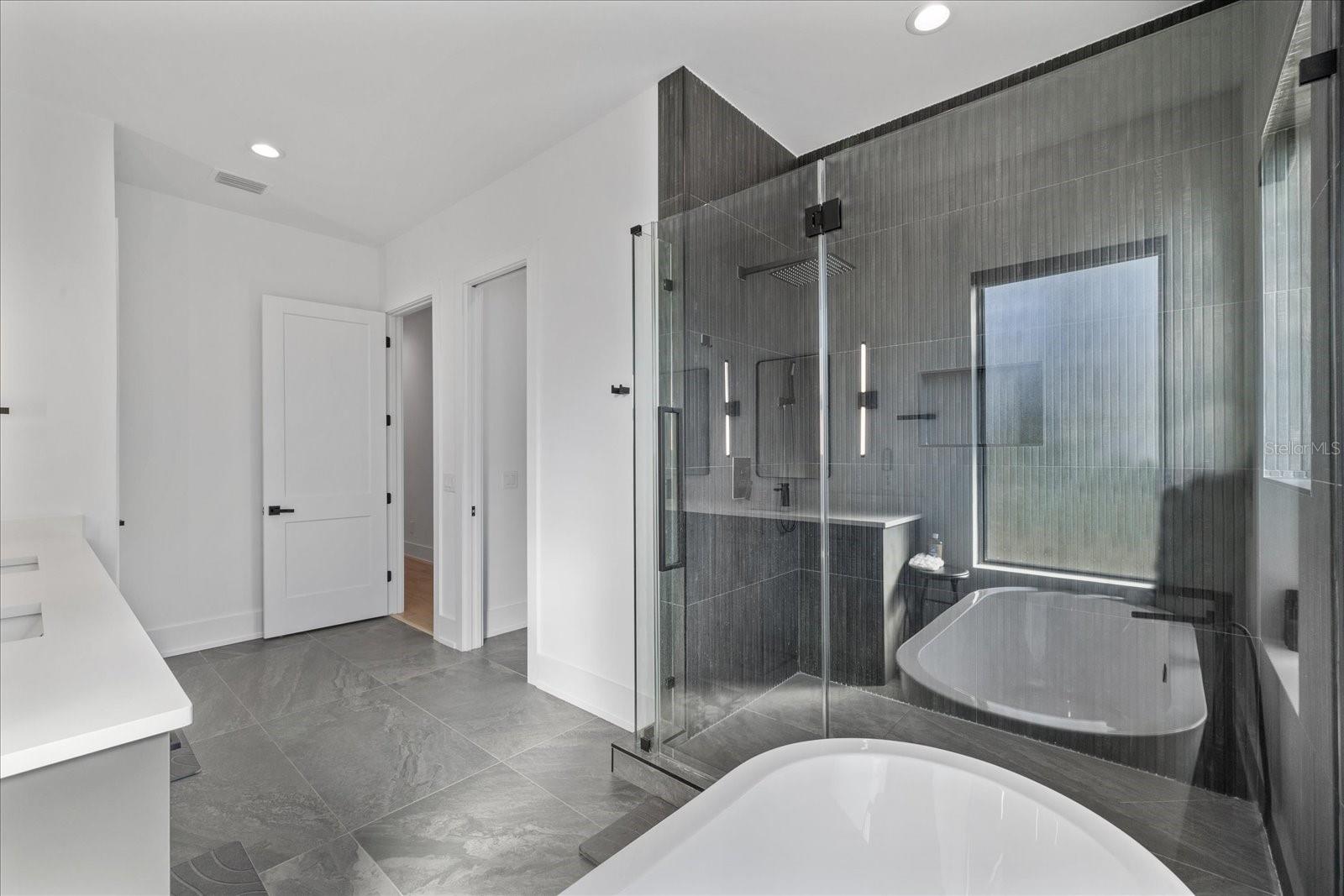 Image 38 of 73 For 4717 Estrella Street