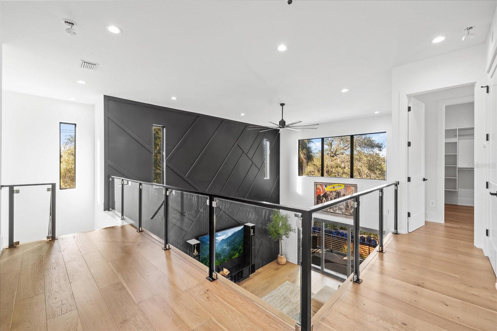 Image 46 of 73 For 4717 Estrella Street