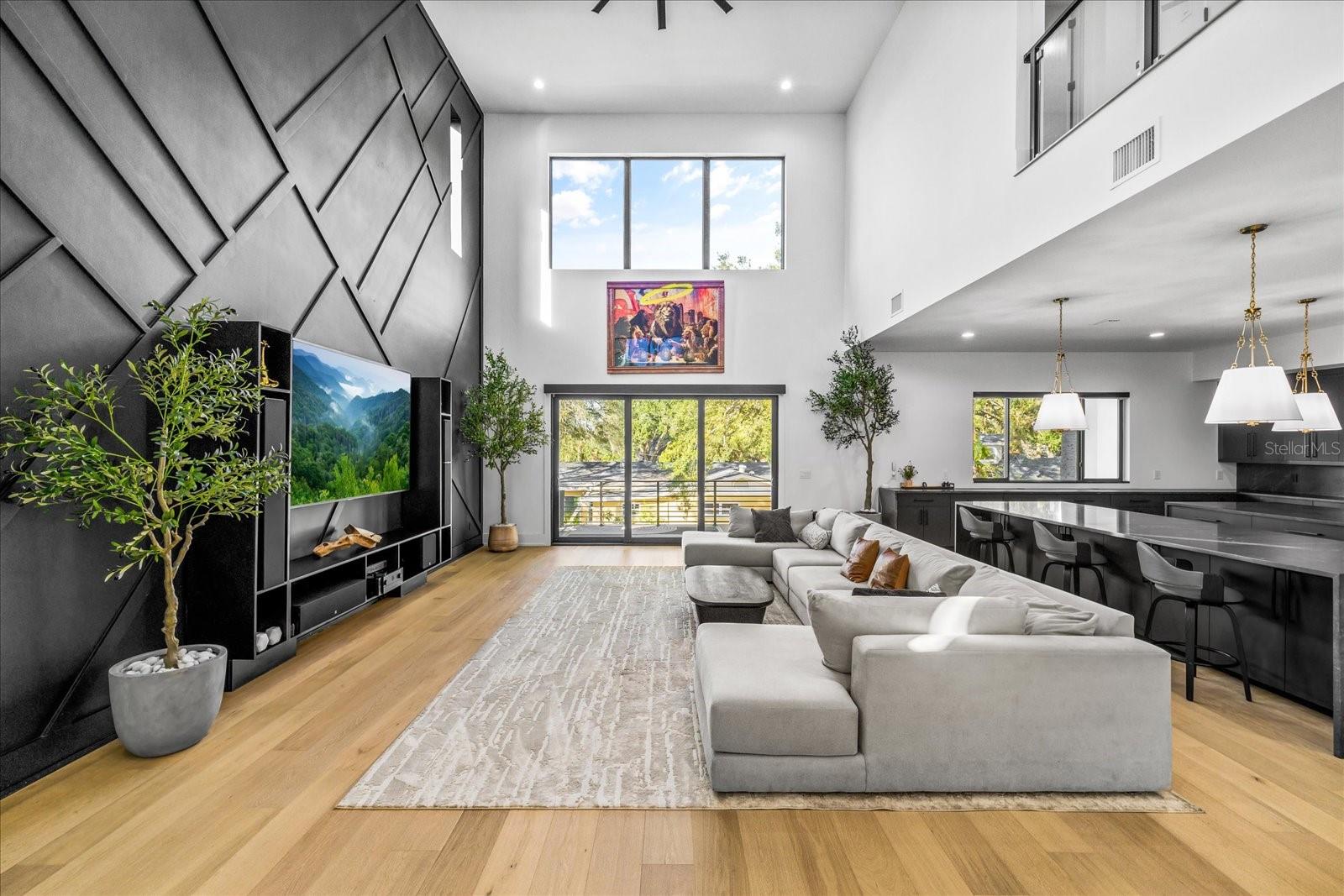 Image 7 of 73 For 4717 Estrella Street