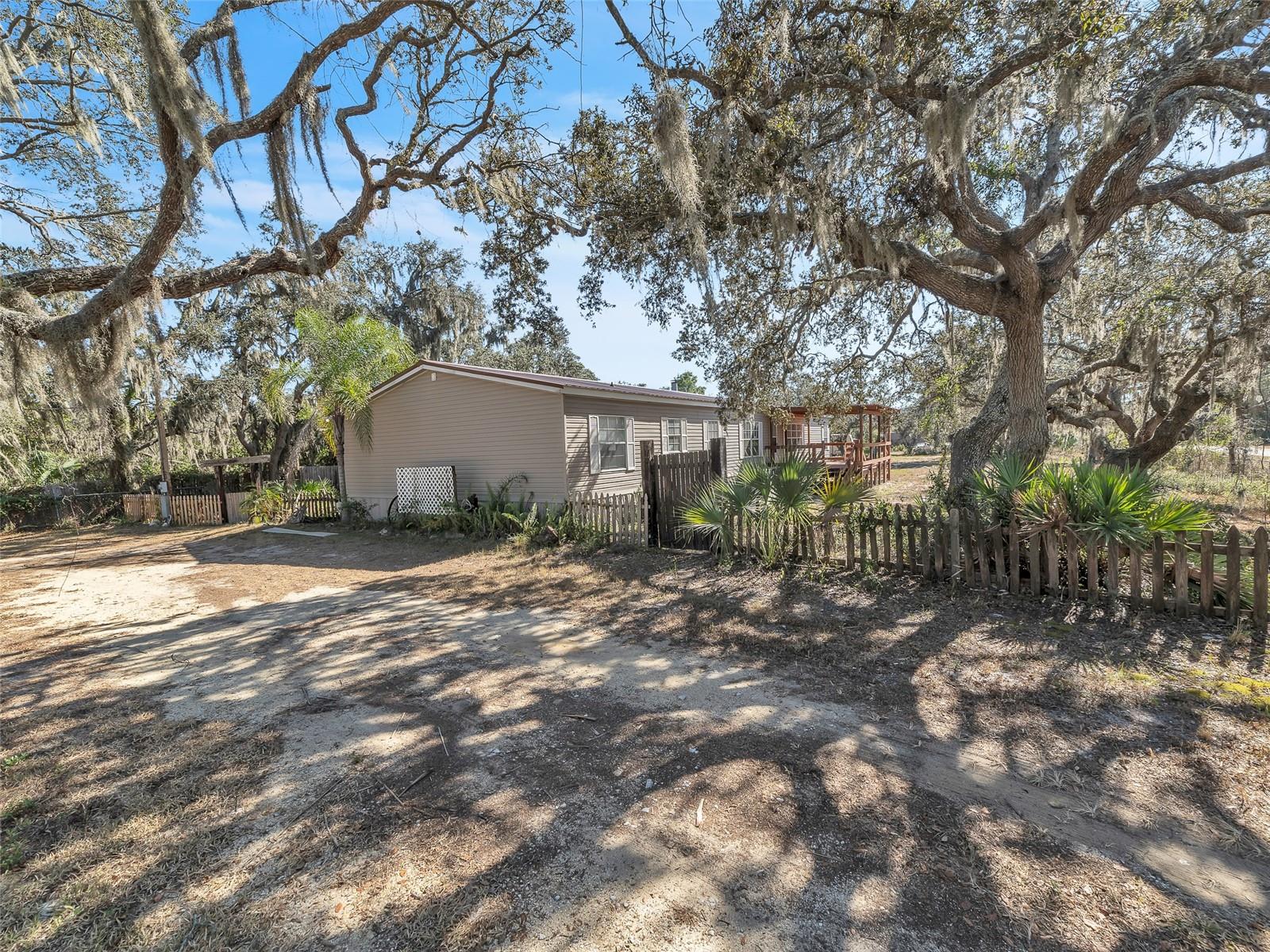 Image 3 of 44 For 12201 Glenhill Drive