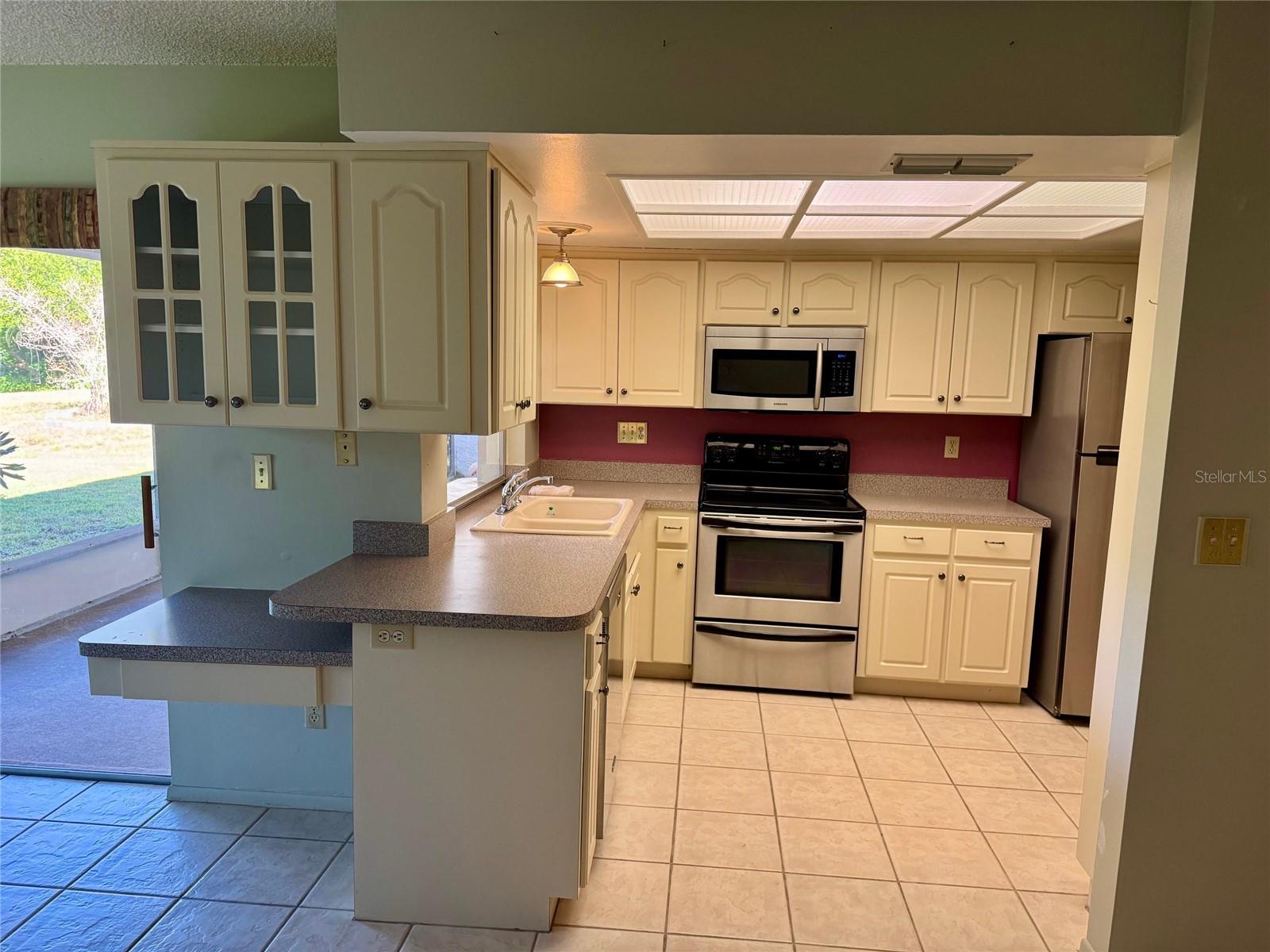 Image 10 of 19 For 1482 Glengarry Drive