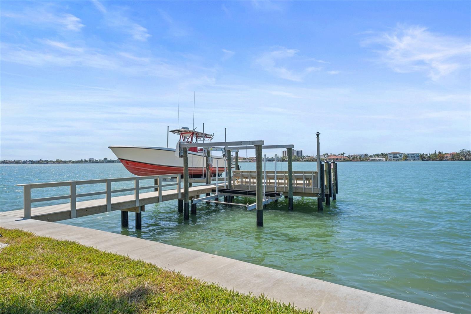 Listing photo id 9 for 11050 7th Street E