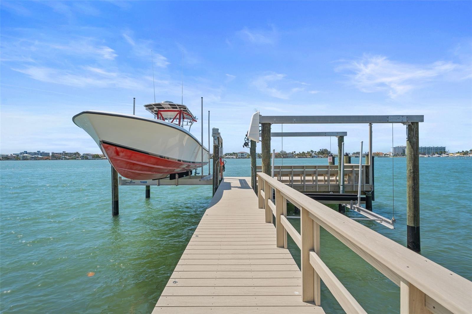 Listing photo id 10 for 11050 7th Street E