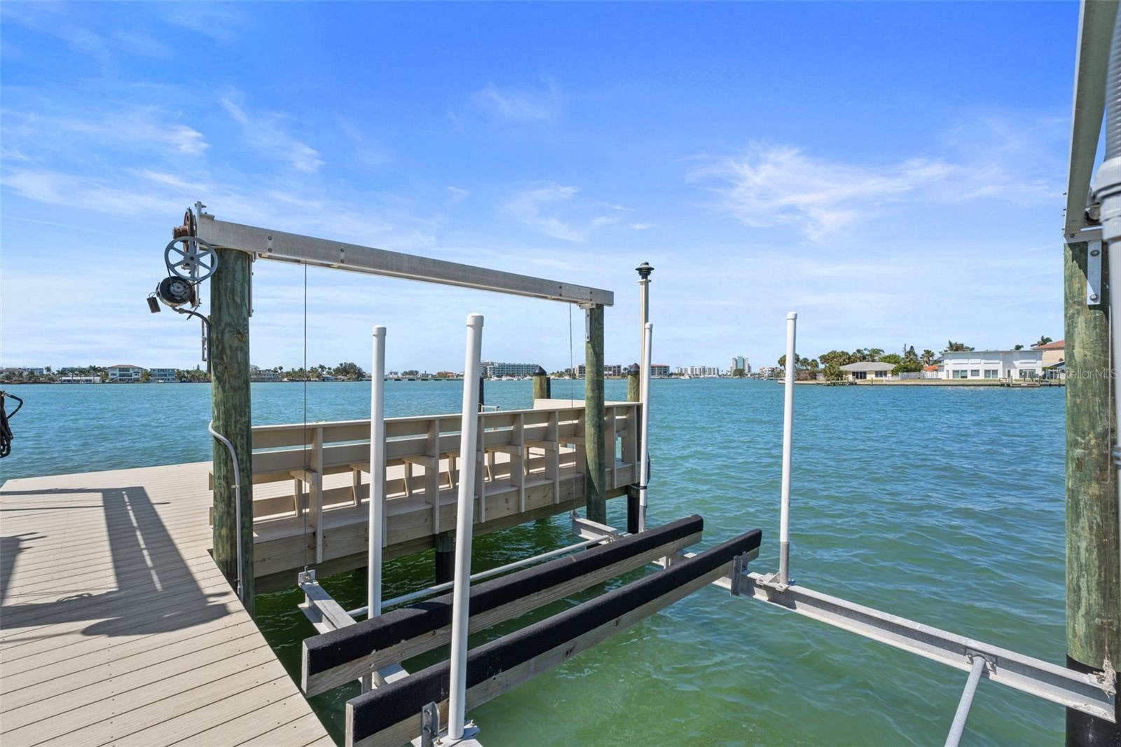 Listing photo id 13 for 11050 7th Street E