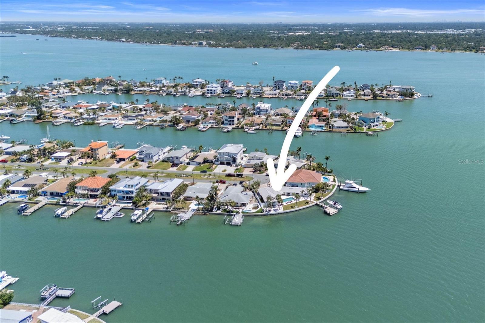 Listing photo id 21 for 11050 7th Street E