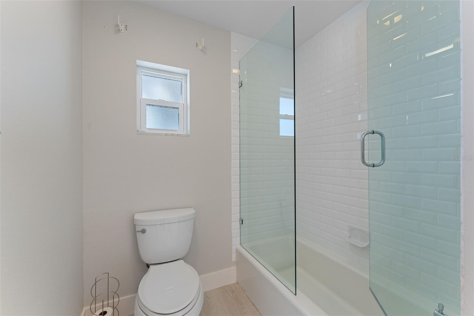 Listing photo id 43 for 11050 7th Street E