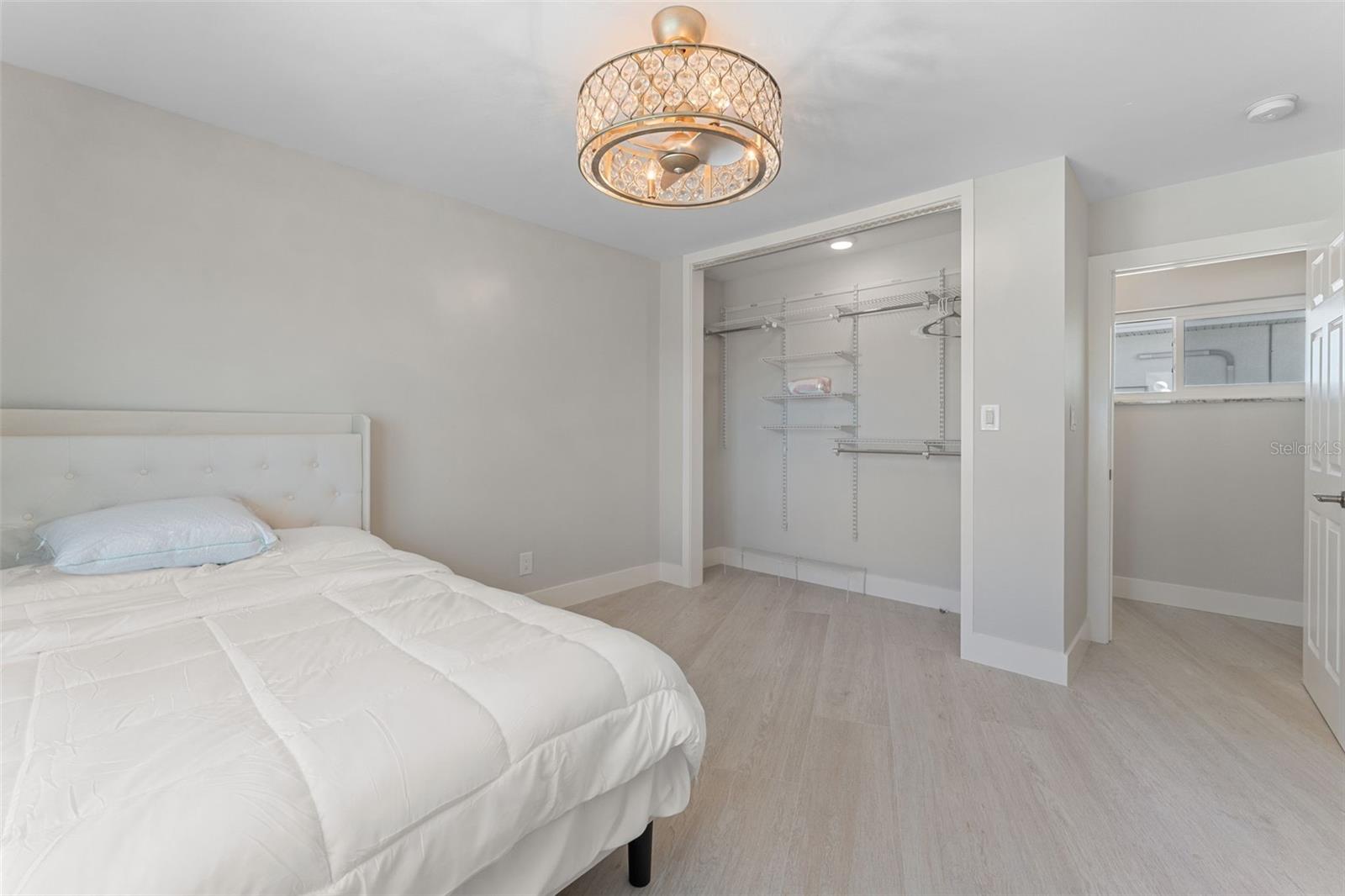 Listing photo id 46 for 11050 7th Street E