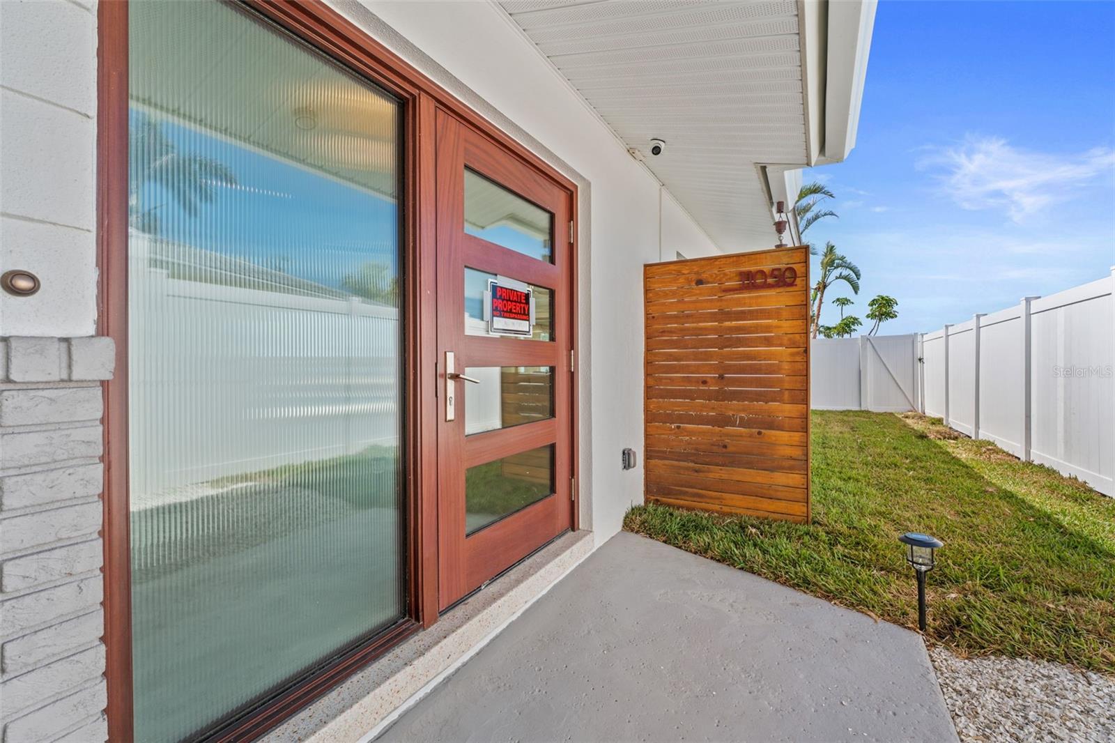 Listing photo id 68 for 11050 7th Street E