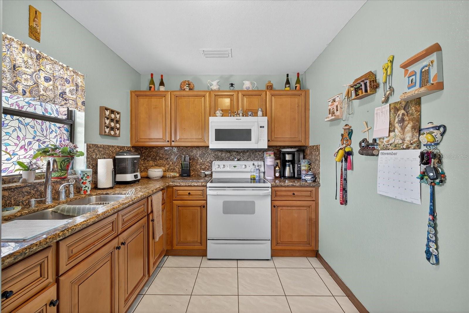 Image 17 of 36 For 6507 Dovewood Place