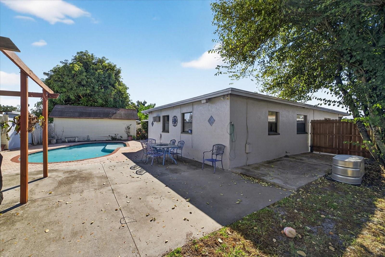 Image 29 of 36 For 6507 Dovewood Place