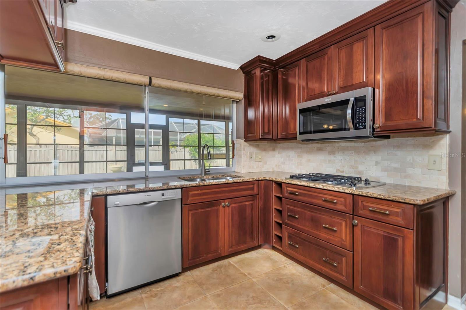 Image 11 of 44 For 1773 63rd Avenue S