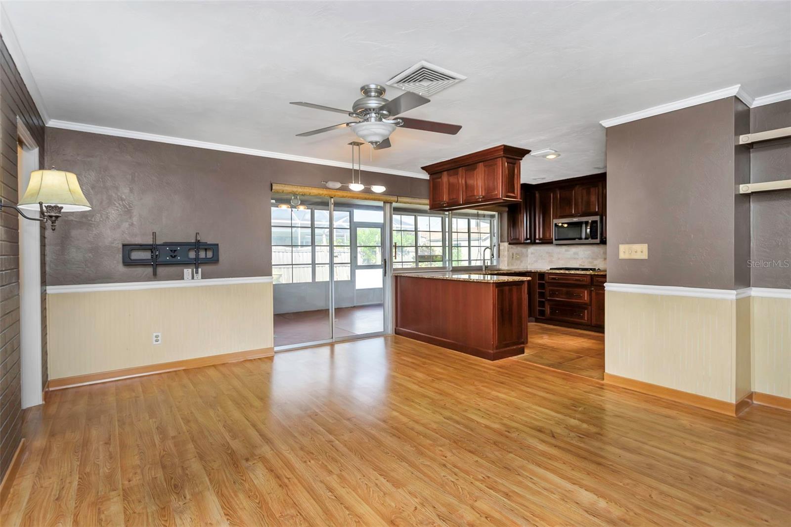 Image 18 of 44 For 1773 63rd Avenue S