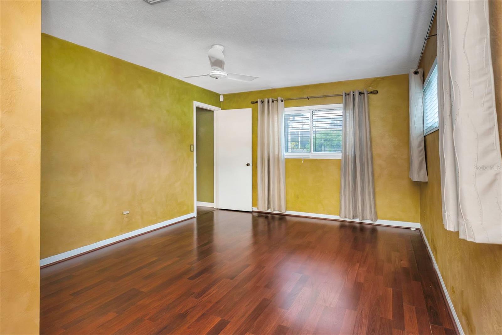 Image 22 of 44 For 1773 63rd Avenue S