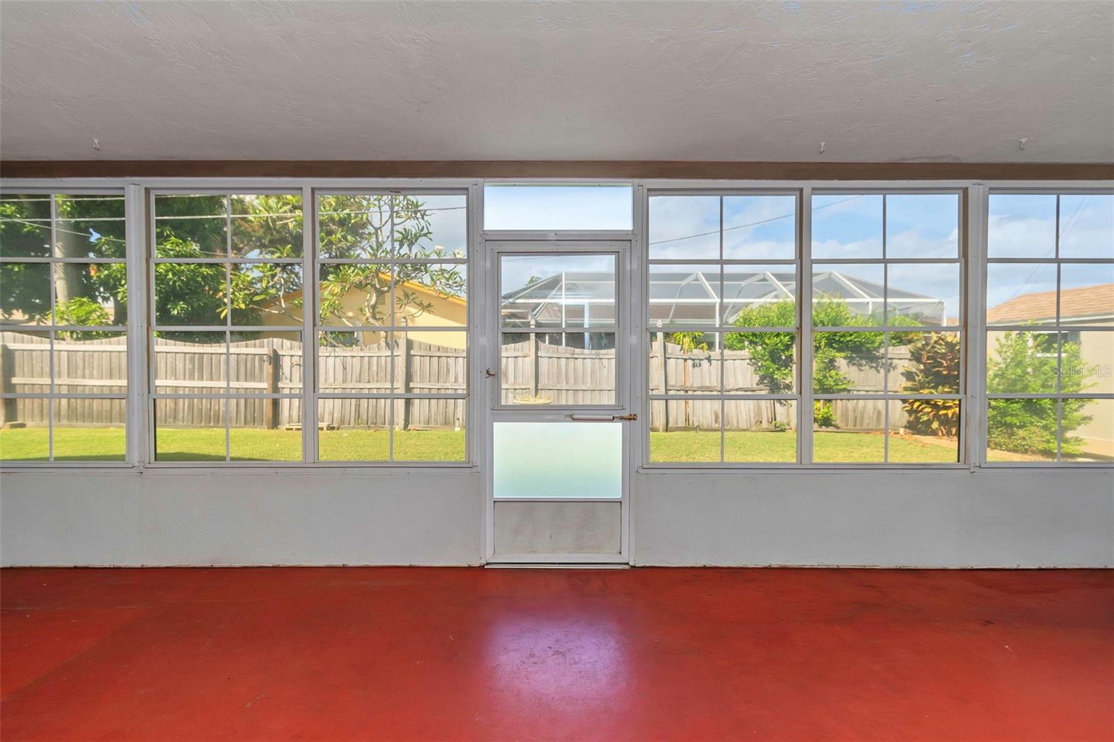 Image 36 of 44 For 1773 63rd Avenue S