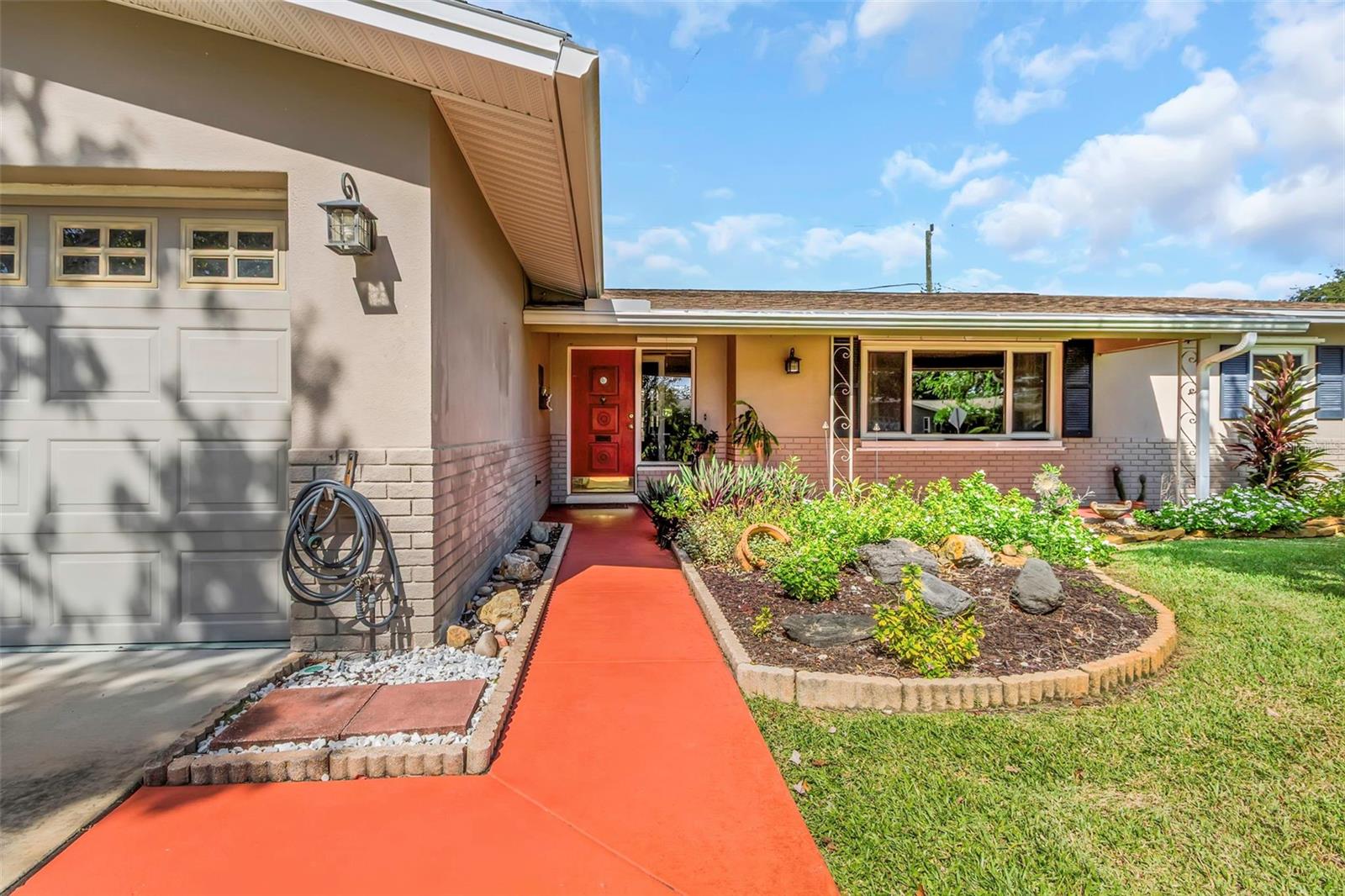 Image 4 of 44 For 1773 63rd Avenue S