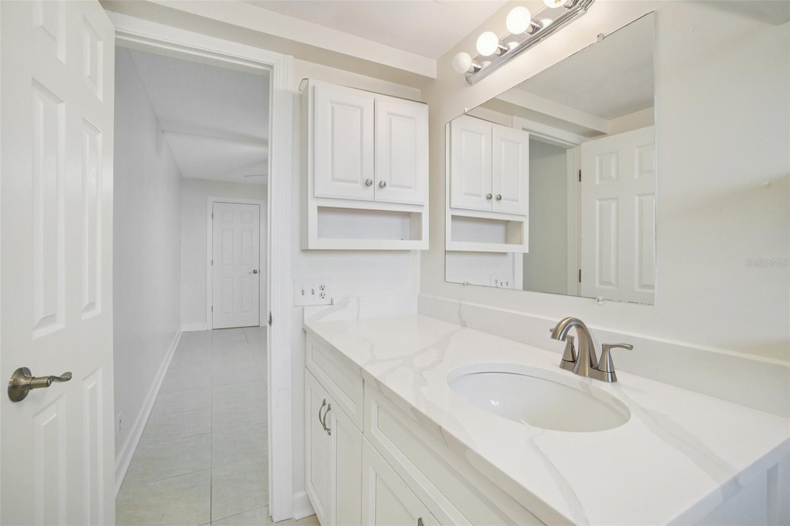 Image 17 of 34 For 1847 Shore Drive S 117