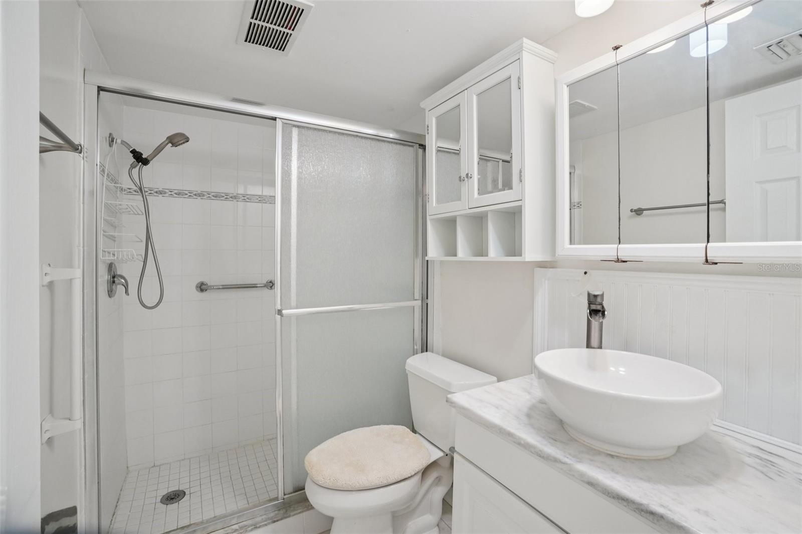 Image 9 of 34 For 1847 Shore Drive S 117