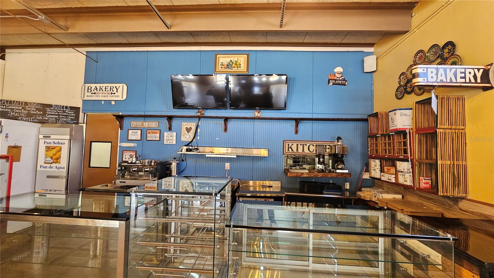 Image 12 of 93 For 830 Main Street