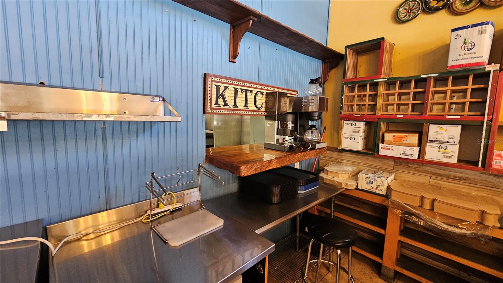 Image 13 of 93 For 830 Main Street