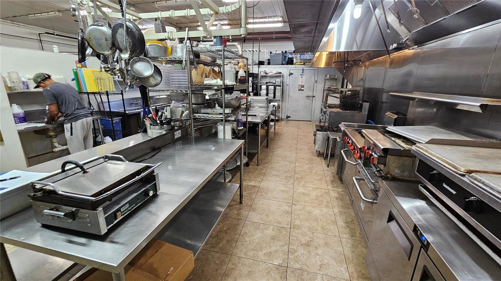 Image 26 of 93 For 830 Main Street