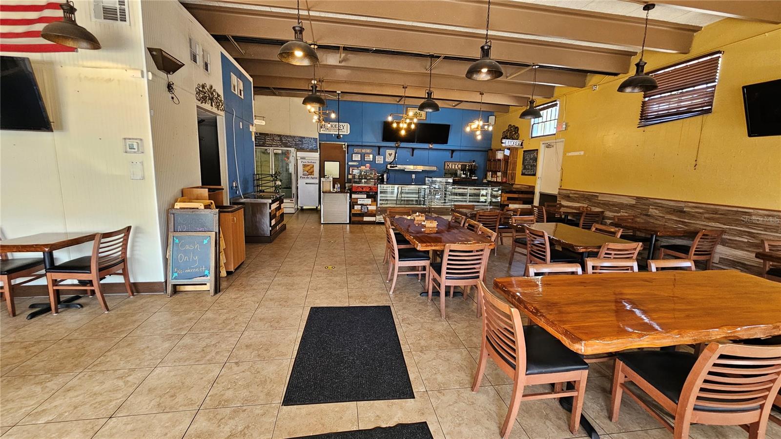 Image 5 of 93 For 830 Main Street