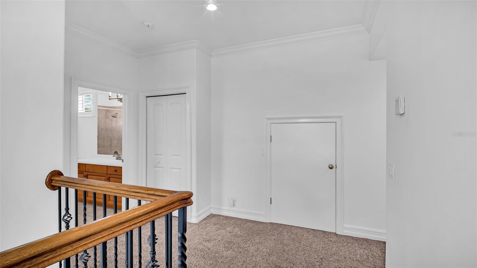 Image 26 of 65 For 1089 Cordova Boulevard Ne