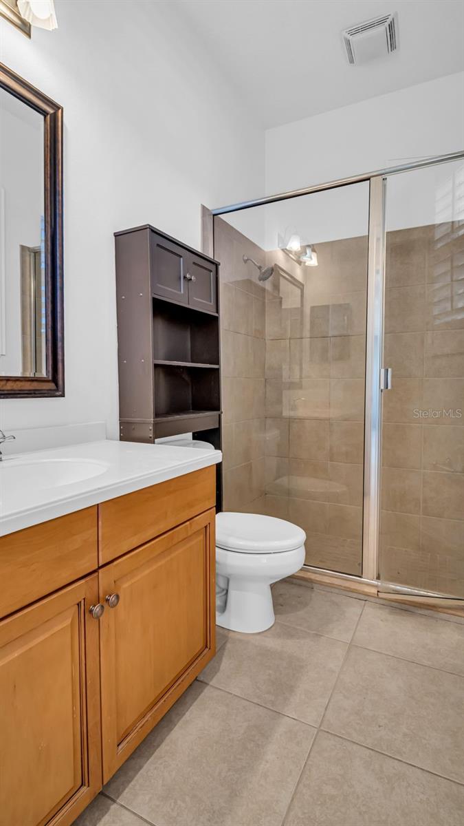 Image 30 of 65 For 1089 Cordova Boulevard Ne