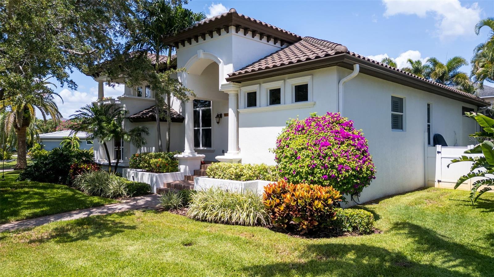 Image 48 of 65 For 1089 Cordova Boulevard Ne