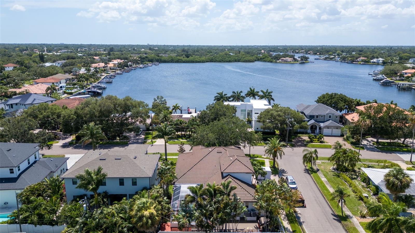 Image 51 of 65 For 1089 Cordova Boulevard Ne