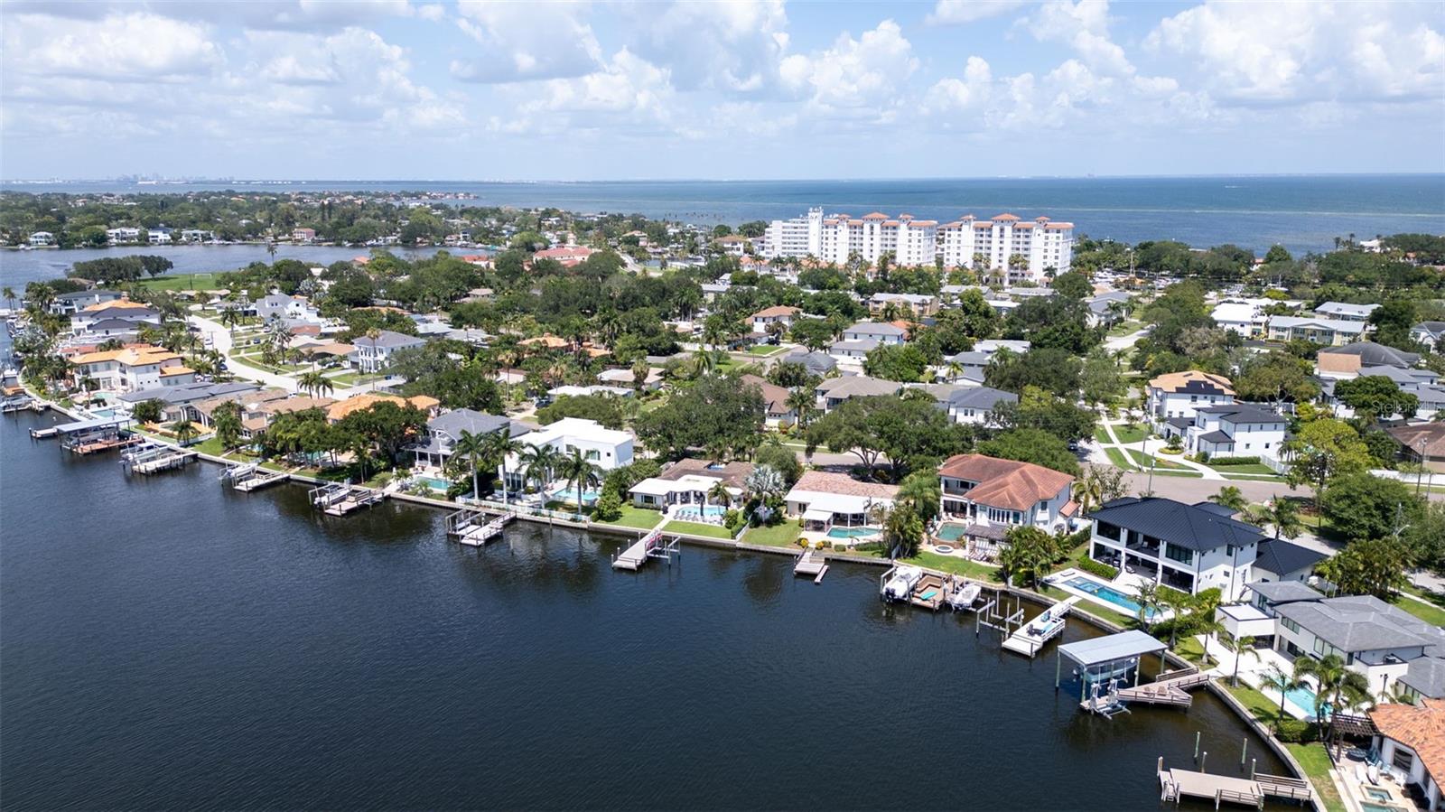 Image 59 of 65 For 1089 Cordova Boulevard Ne