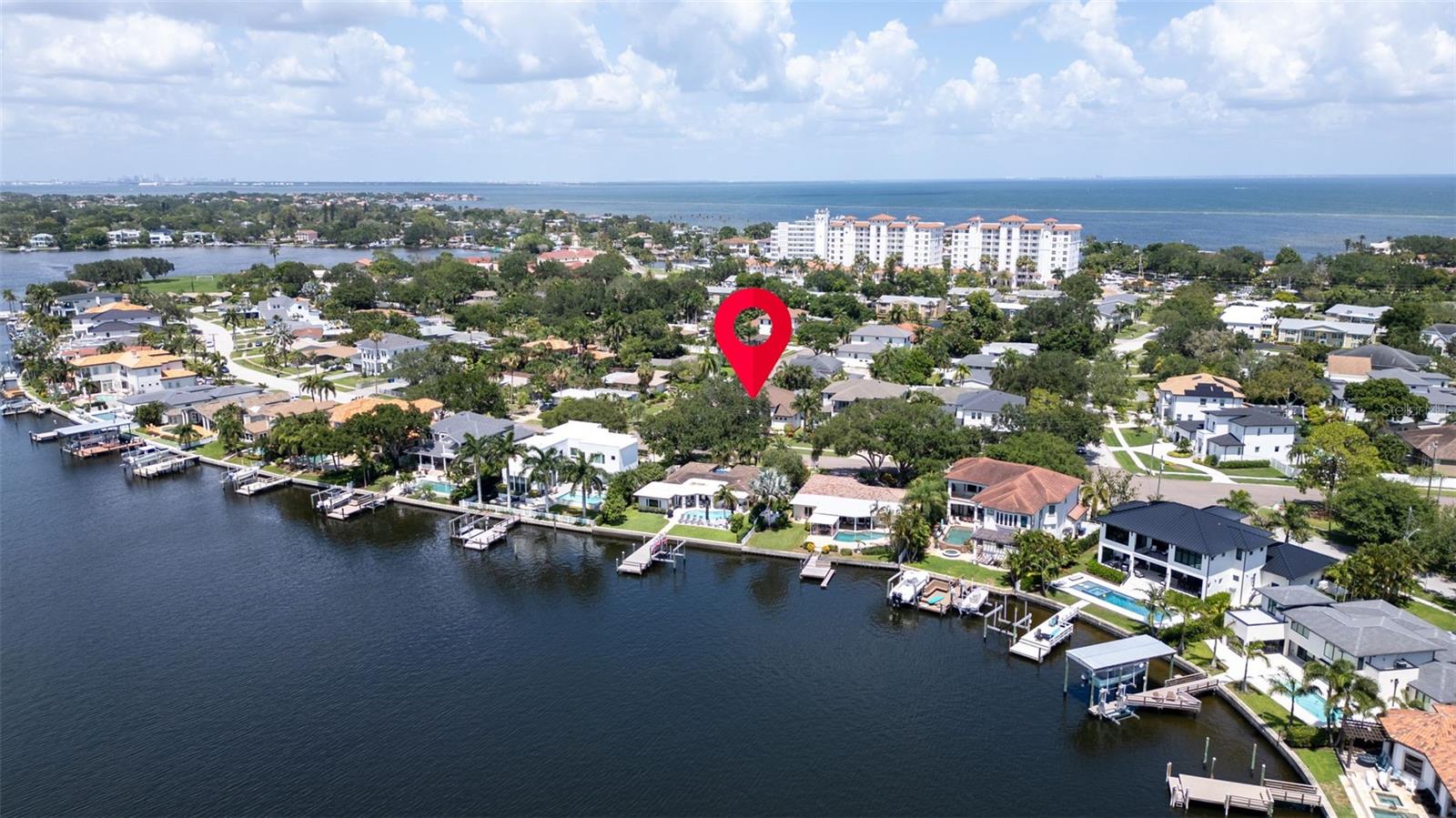 Image 60 of 65 For 1089 Cordova Boulevard Ne