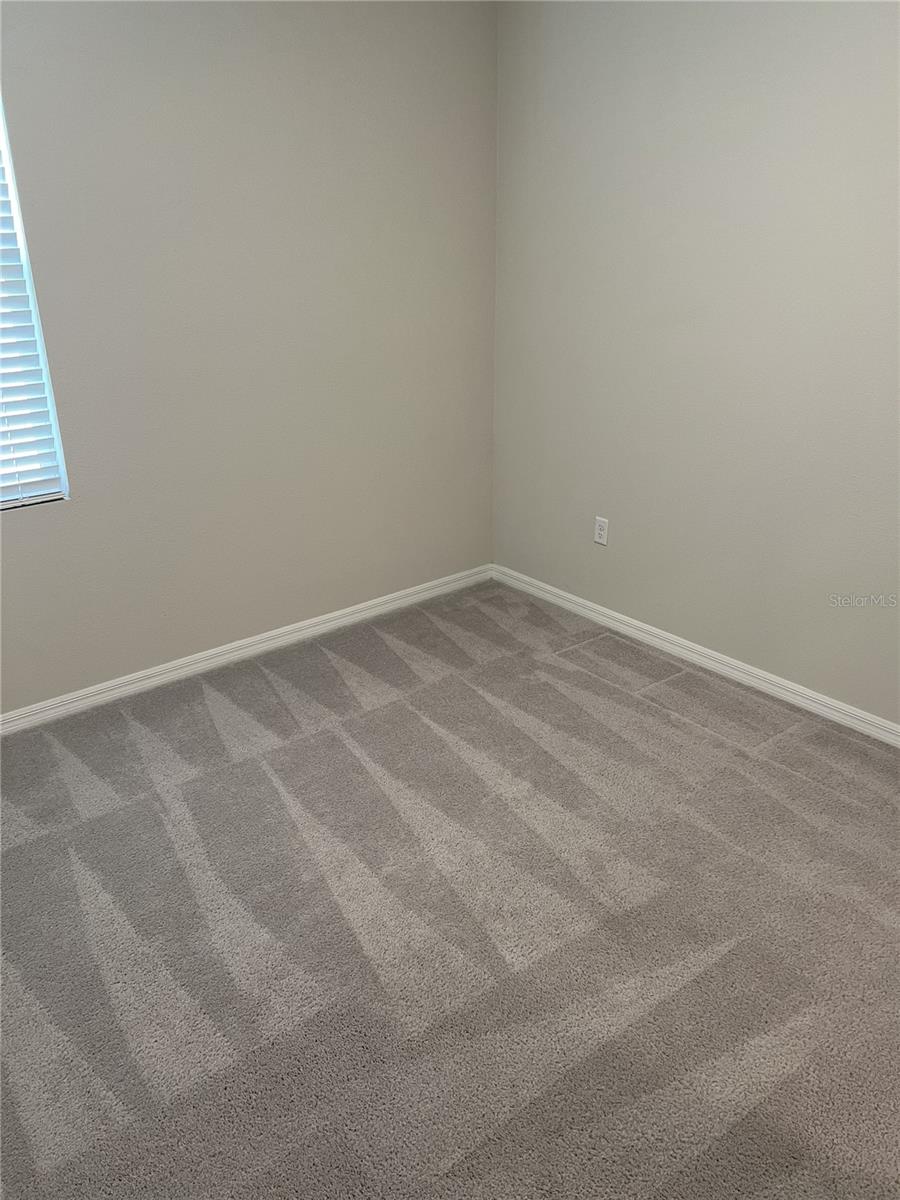 Image 8 of 26 For 1509 Tropical Oasis Avenue