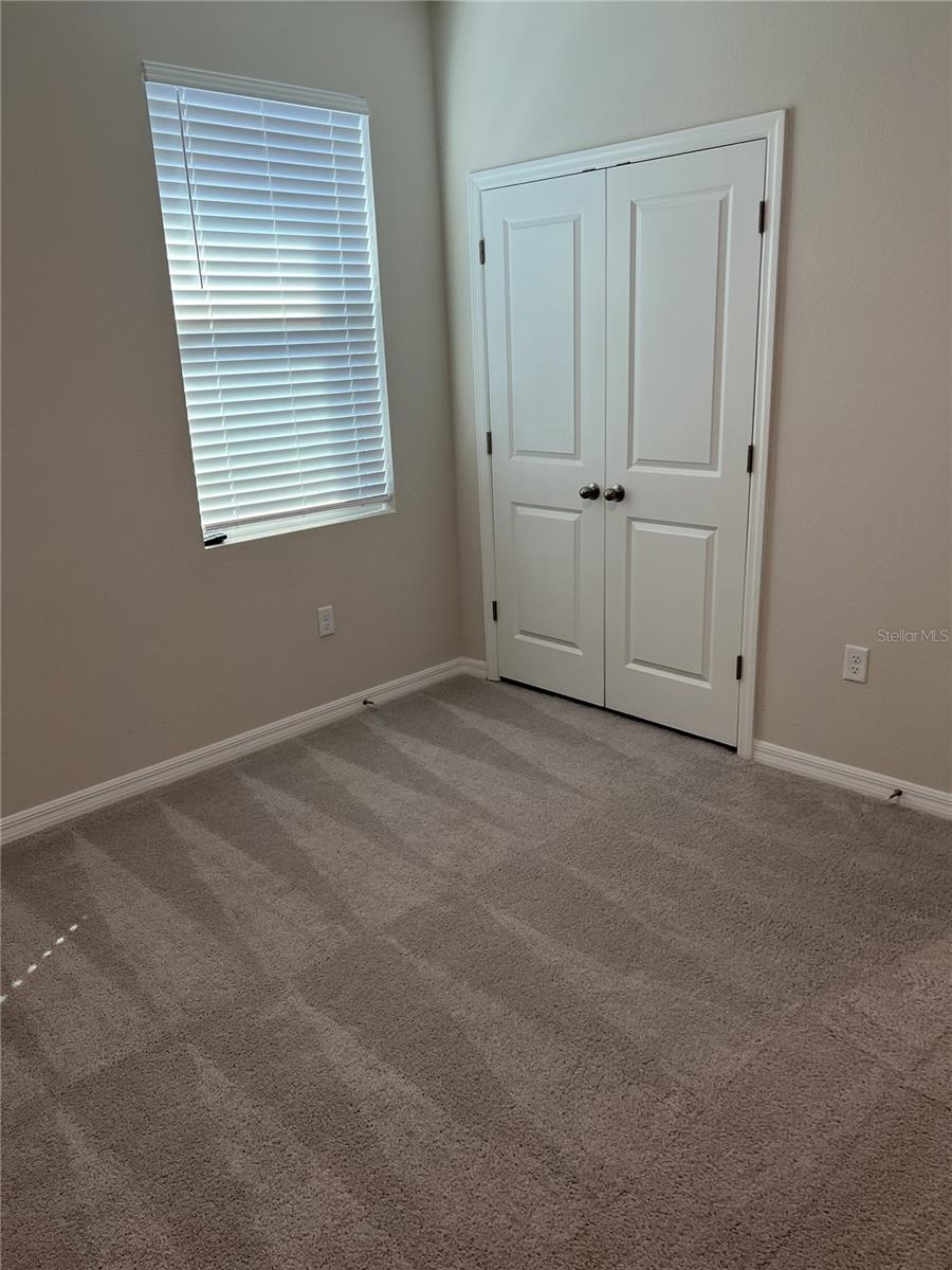 Image 9 of 26 For 1509 Tropical Oasis Avenue