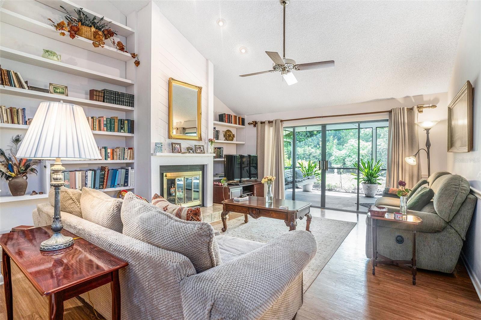 Image 12 of 25 For 3335 Foxridge Circle