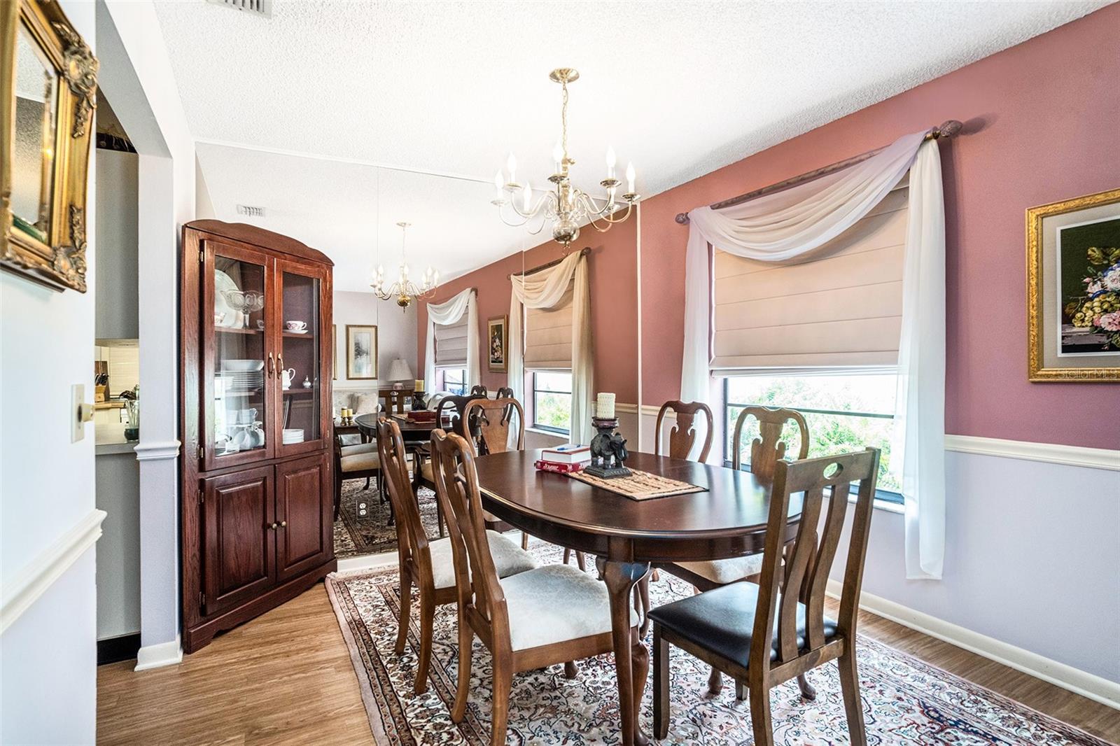 Image 5 of 25 For 3335 Foxridge Circle