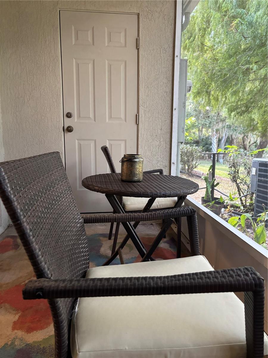 Image 17 of 23 For 870 Vineland Place