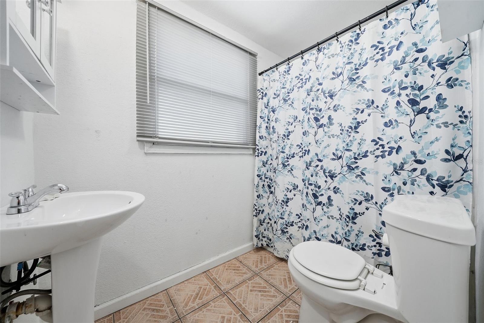 Image 13 of 31 For 1107 5th Street