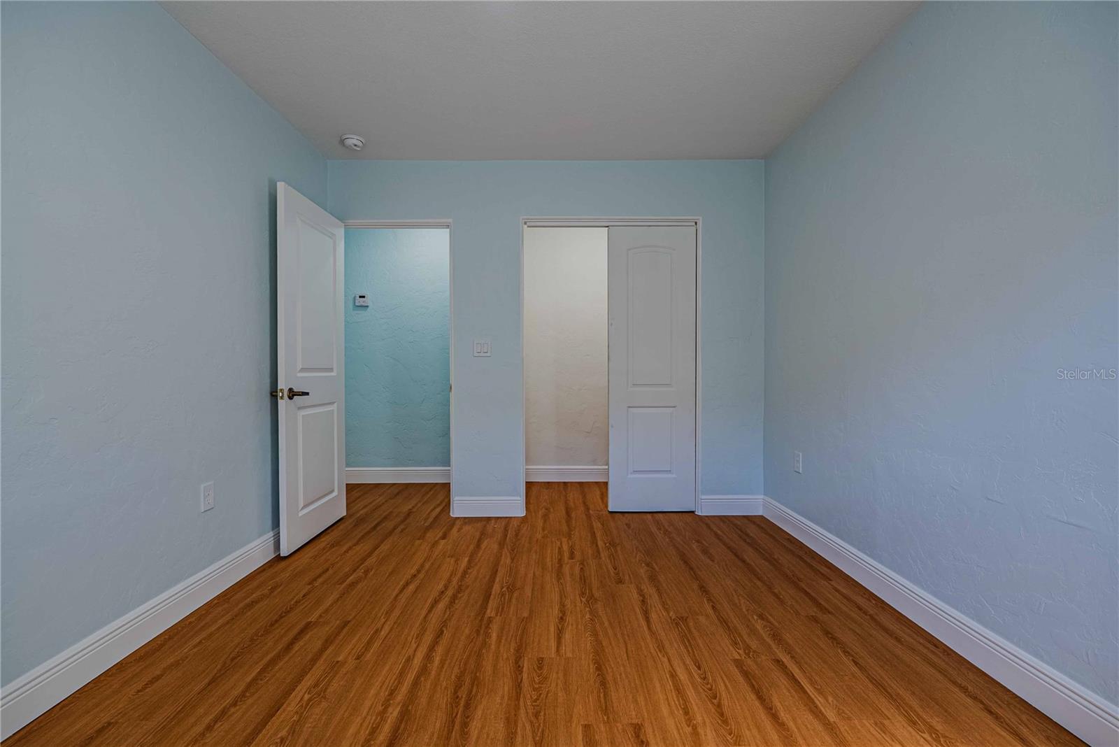 Image 20 of 38 For 1835 15th Avenue S