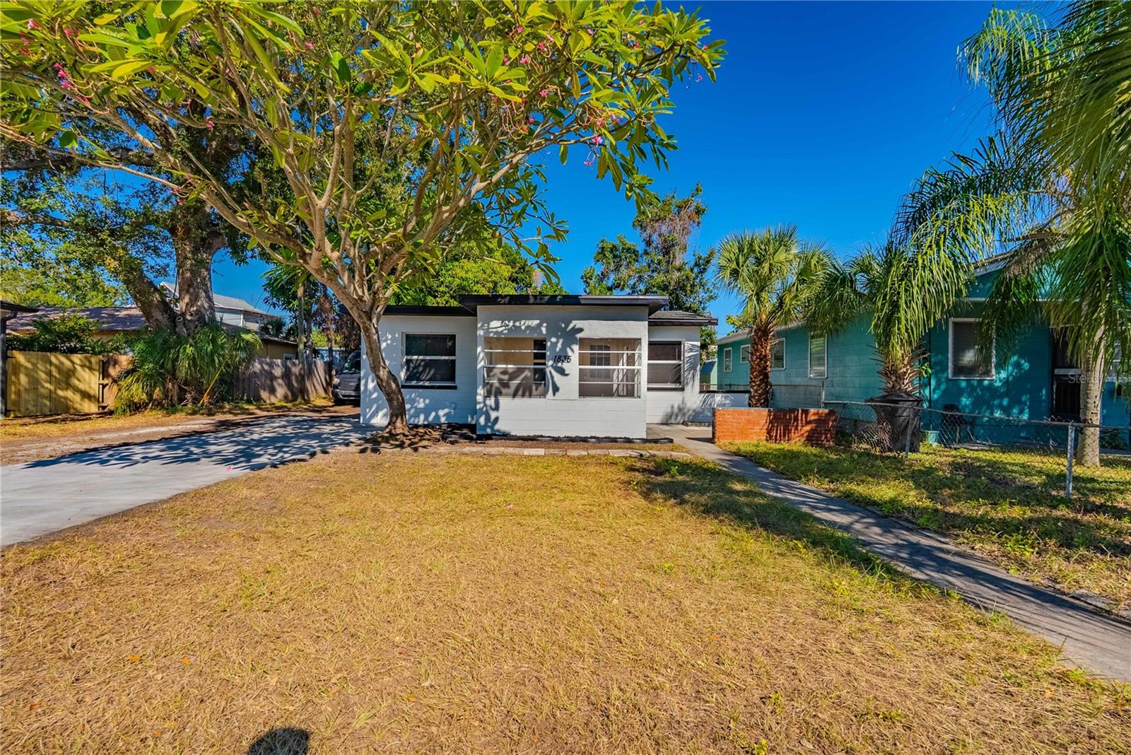 Image 34 of 38 For 1835 15th Avenue S