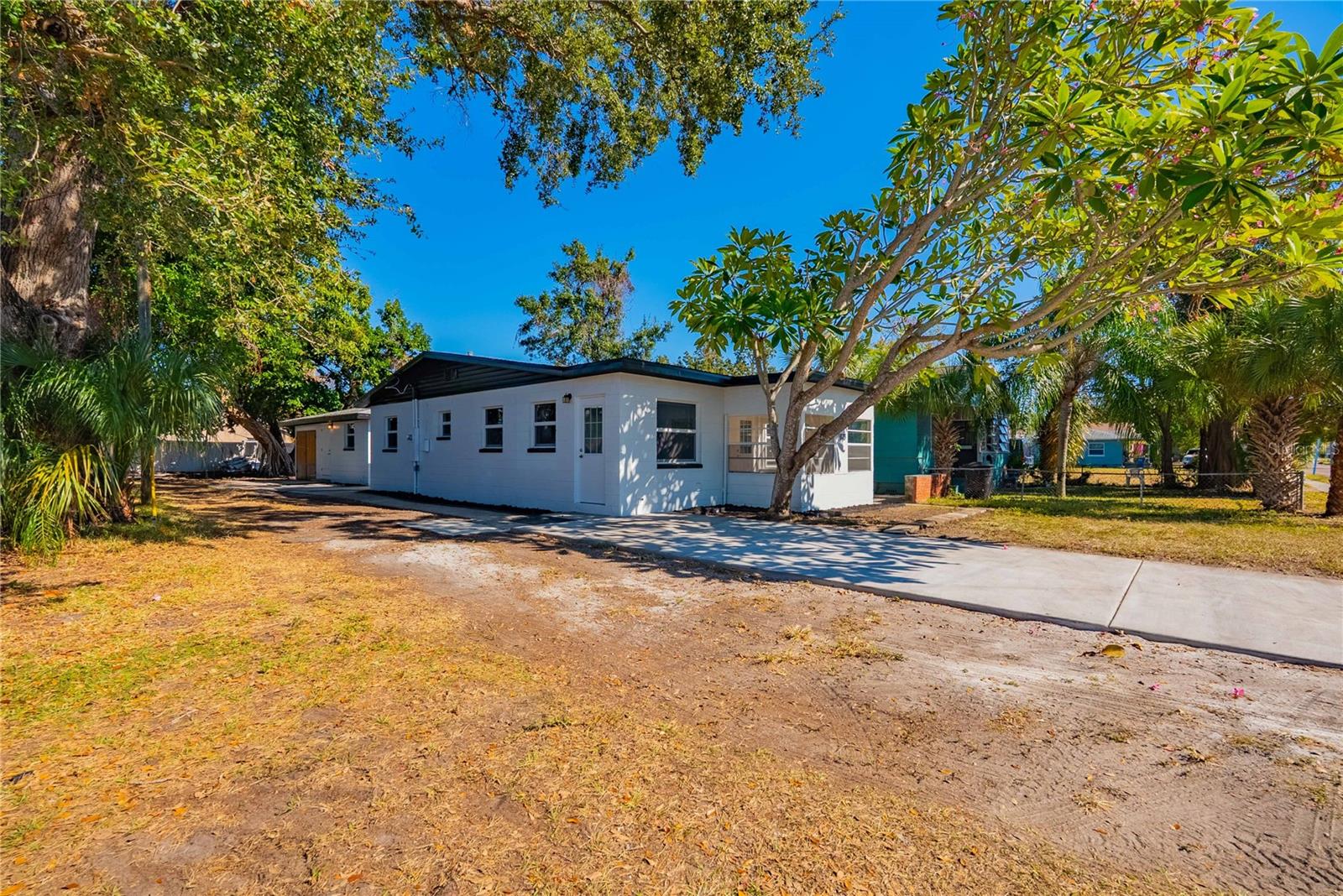 Image 35 of 38 For 1835 15th Avenue S